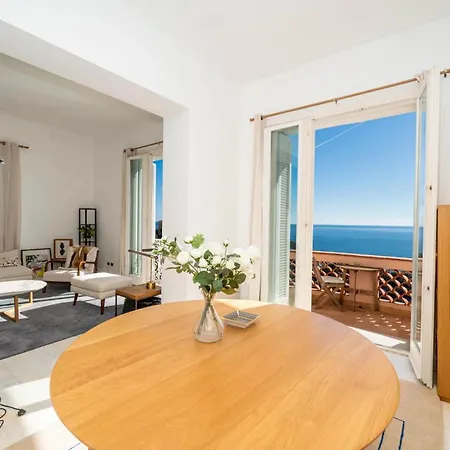 Full Sea View Near With Pool Apartment