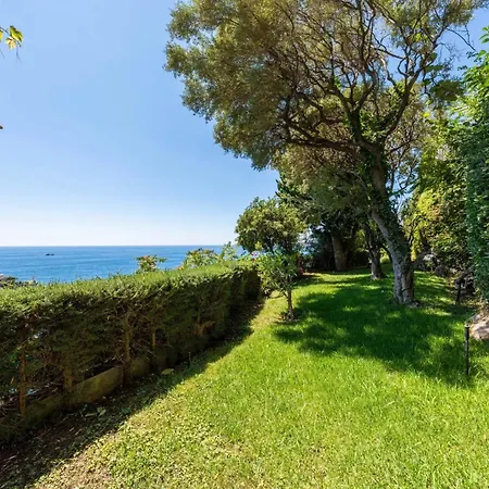Apartment Full Sea View Near With Pool