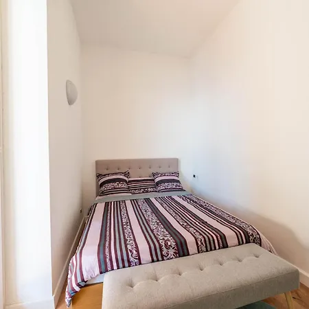 Full Sea View Near With Pool Apartment *